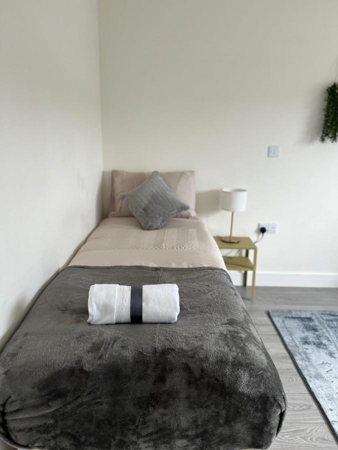 2 Bedroom Centre In Hemel Hempstead
